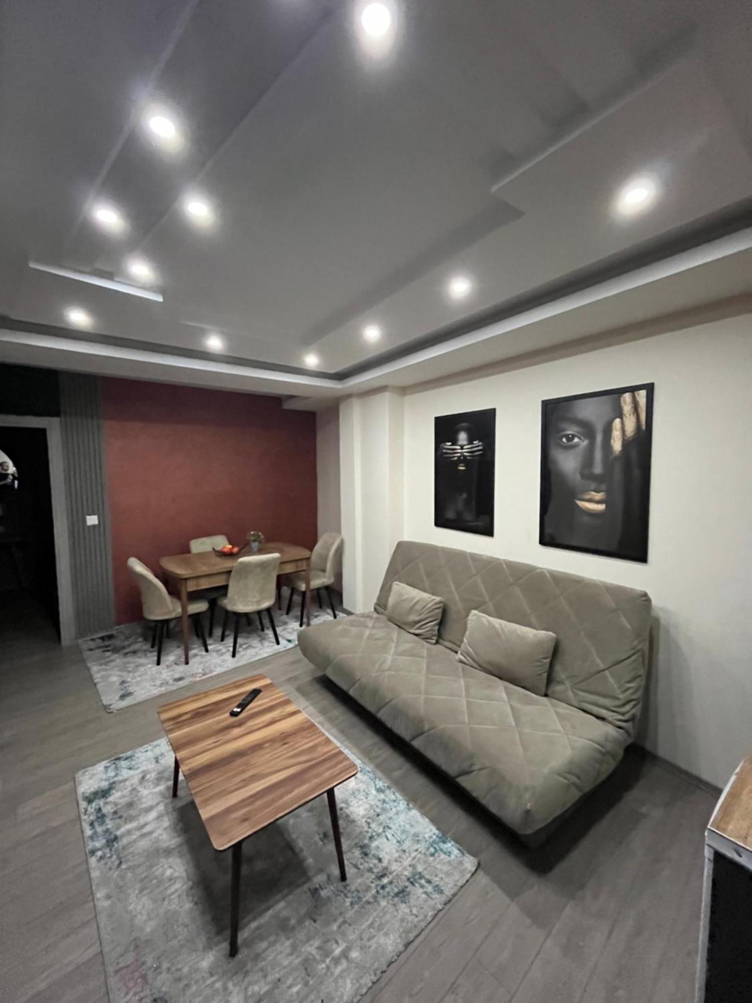Square Vanilla Apartment Skopje