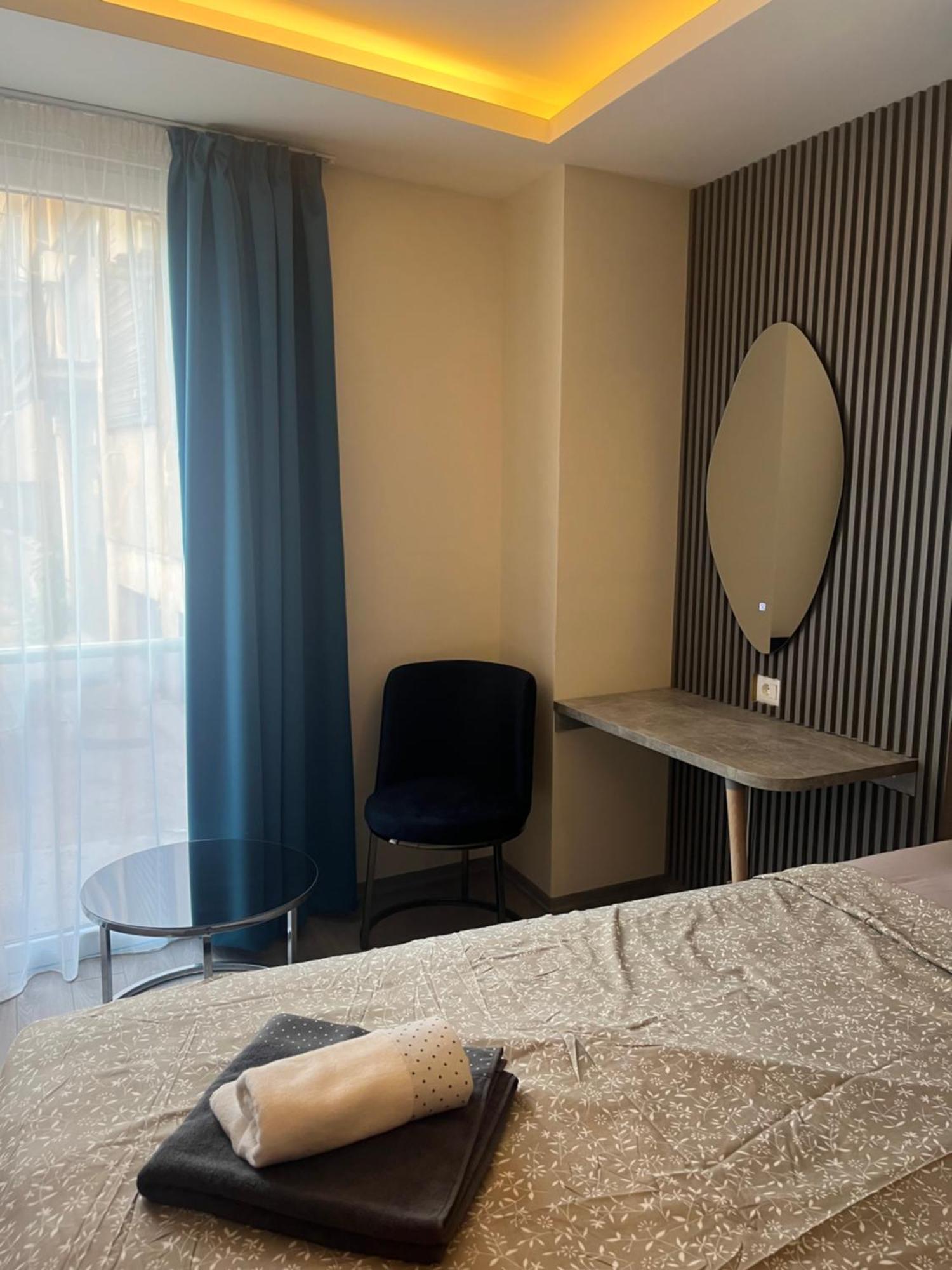 Square Vanilla Apartment Skopje