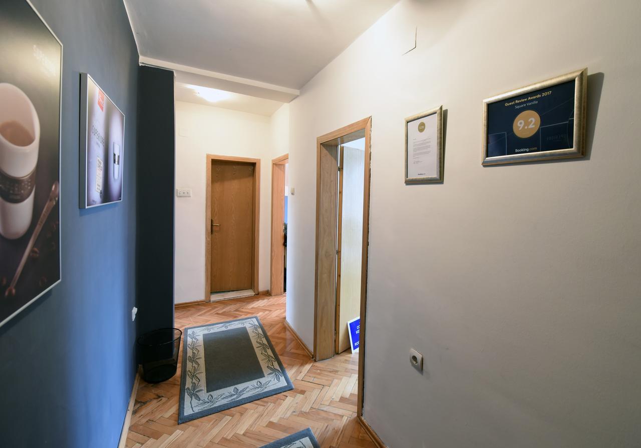 Square Vanilla Apartment